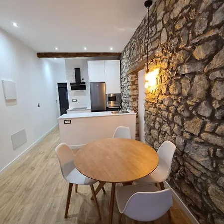 R2R - Apartamentos En El Centro De Gijon - 119E1 * Gijón