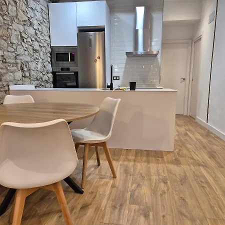 R2R - Apartamentos En El Centro De Gijon - 119E1